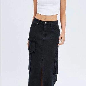 Frame Denim Black Utility Cargo Midi Skirt Low Rise
